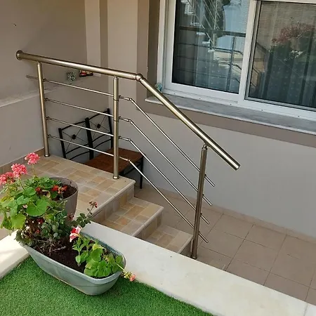 Apartment Zoe's Cozy Near Airport Artemida (Attica)